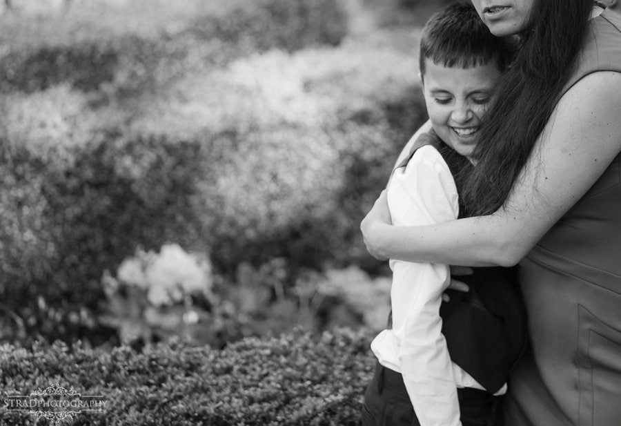 family event, first communion posing ideas, first communion, first communion posing, first holy communion, first holy communion photography in glasgow, glasgow, scotland