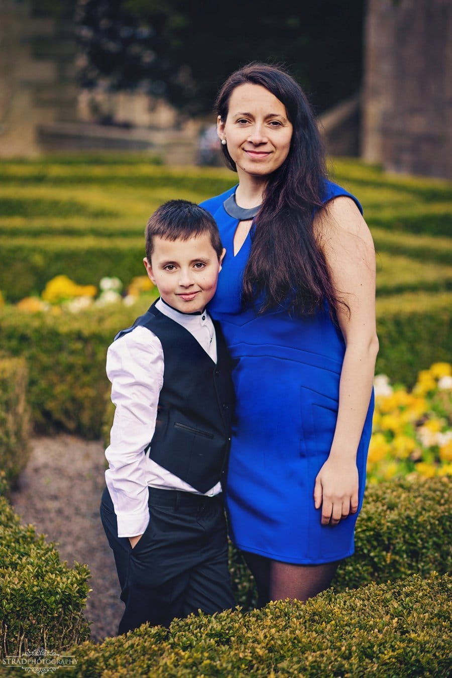 family event, first communion posing ideas, first communion, first communion posing, first holy communion, first holy communion photography in glasgow, glasgow, scotland