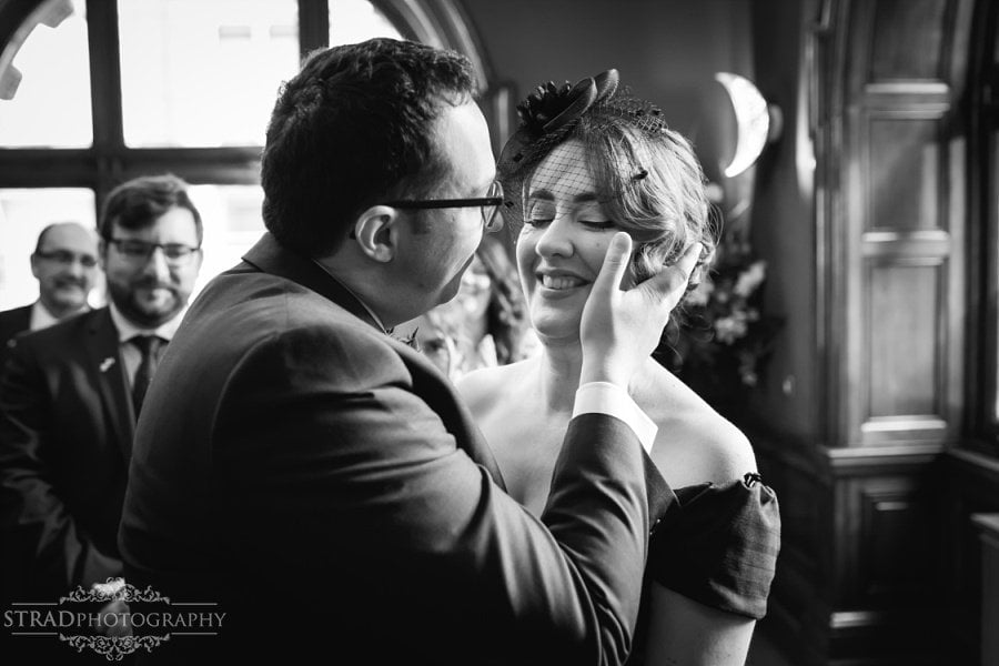 registry wedding photography in glasgow, wedding photography, scottish wedding, glasgow, scotland