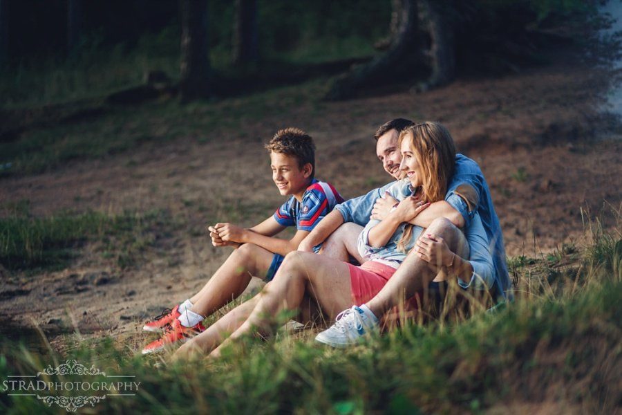 beach, family love, family photography, family time, father, forest, glasgow, lake, mother, natural family photography, natural portraits, outdoor portaits, scotland photographer, son