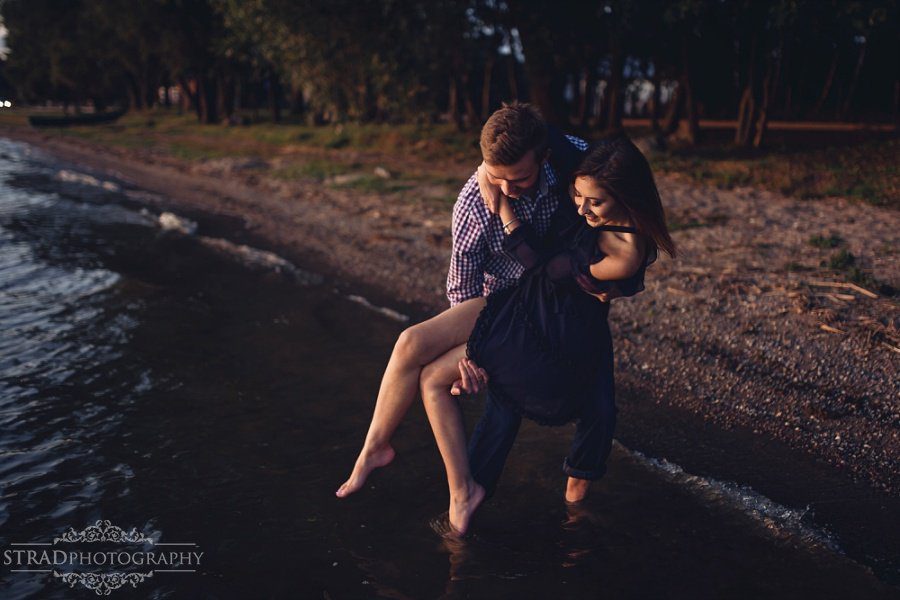 boat, couple, cute dog, dog, egagement, fields, glasgow, glasgow engagement photography, lake, man and woman, photo shoot, posing ideas, pre-wedding photography, save the date, scotland, sunset, wedding anniversary