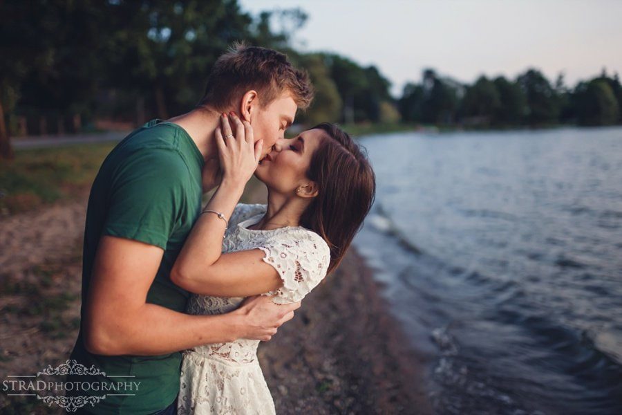 boat, couple, cute dog, dog, egagement, fields, glasgow, glasgow engagement photography, lake, man and woman, photo shoot, posing ideas, pre-wedding photography, save the date, scotland, sunset, wedding anniversary