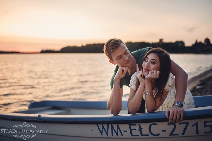boat, couple, cute dog, dog, egagement, fields, glasgow, glasgow engagement photography, lake, man and woman, photo shoot, posing ideas, pre-wedding photography, save the date, scotland, sunset, wedding anniversary