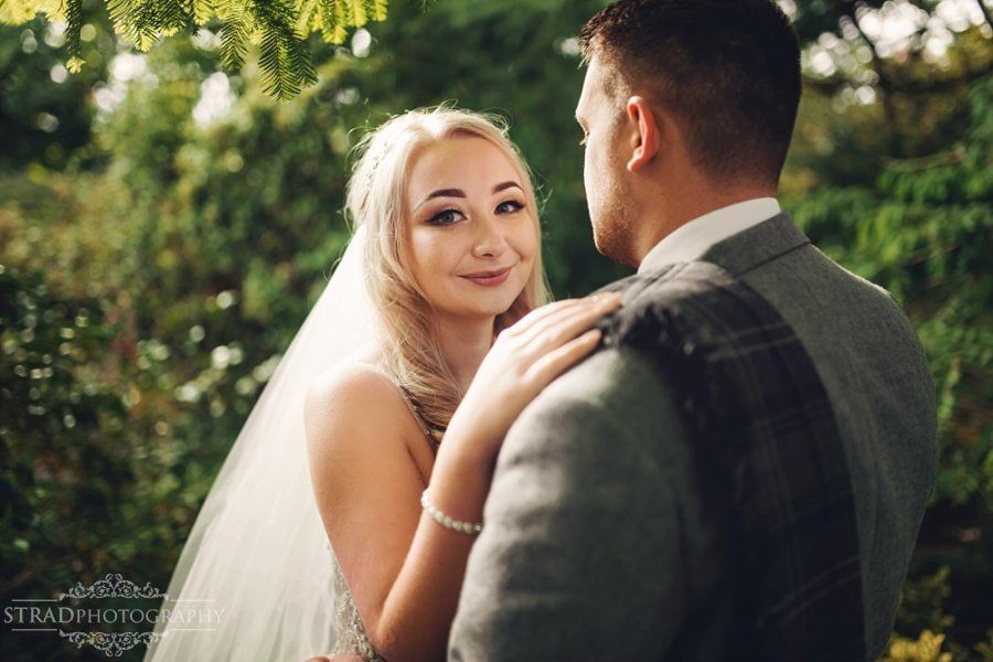 bothwell bridge hotel wedding photography, bride and groom, glasgow, scotland, scottish wedding, wedding photography