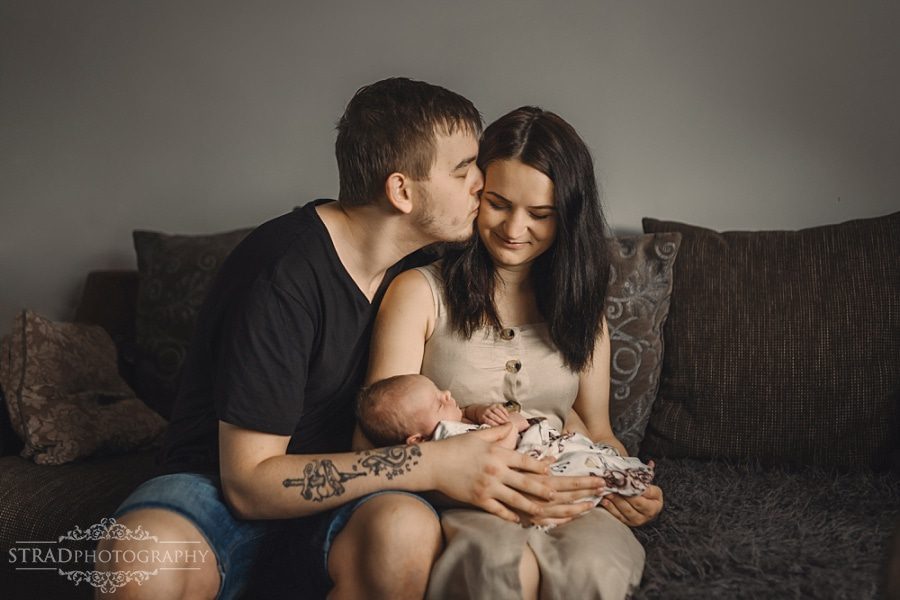 lifestyle newborn photography in Glasgow