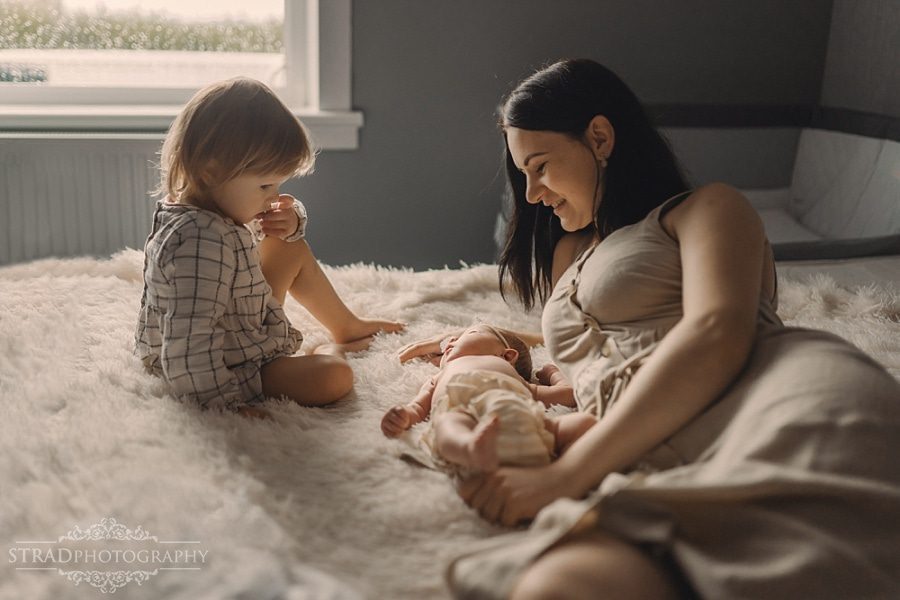 lifestyle newborn photography in Glasgow