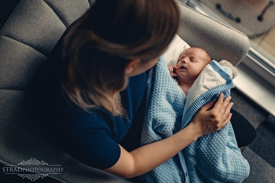 Home lifestyle newborn photoshoot in Glasgow