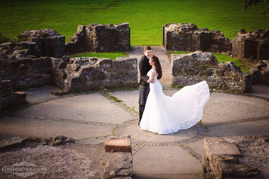 Rebecca & Chris – Eglinton Country Park – Ayrshire wedding photography