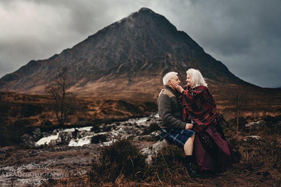 Older couple photoshoot in Glencoe Scotland – Rosmond & John