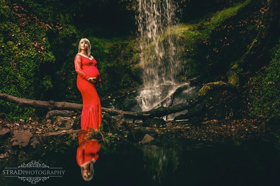 Maternity photography in Paisley, Renfrewshire with Ola and her family