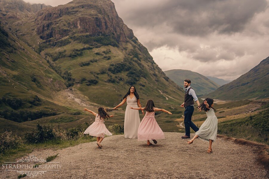 Loch Achtriochtan family photography in Glencoe