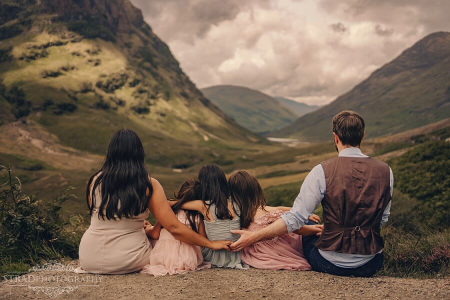 Loch Achtriochtan family photography in Glencoe