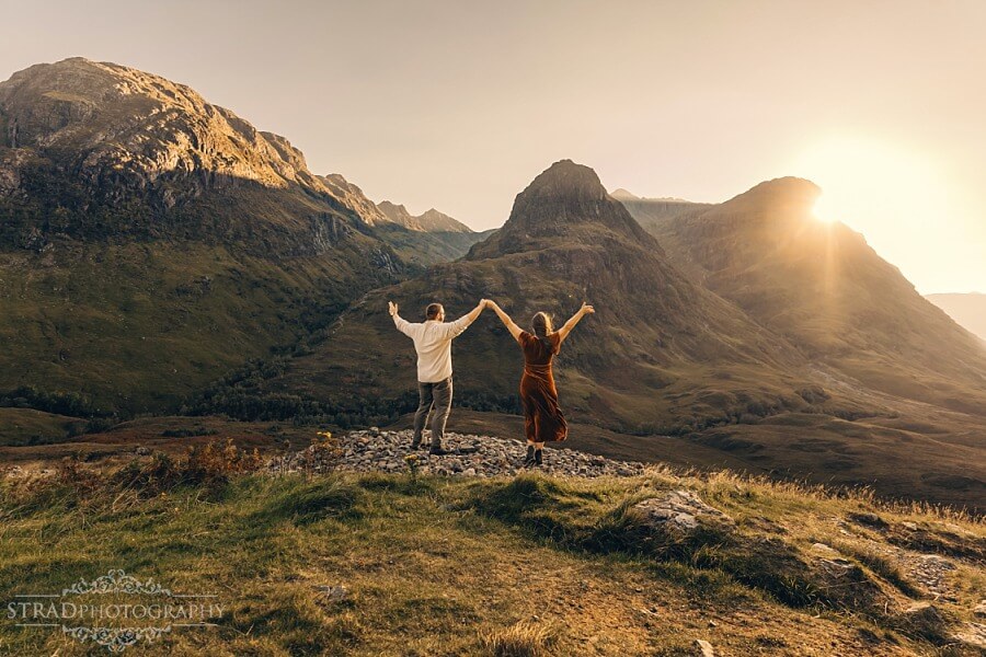 Summer Couple Photoshoot in Glencoe