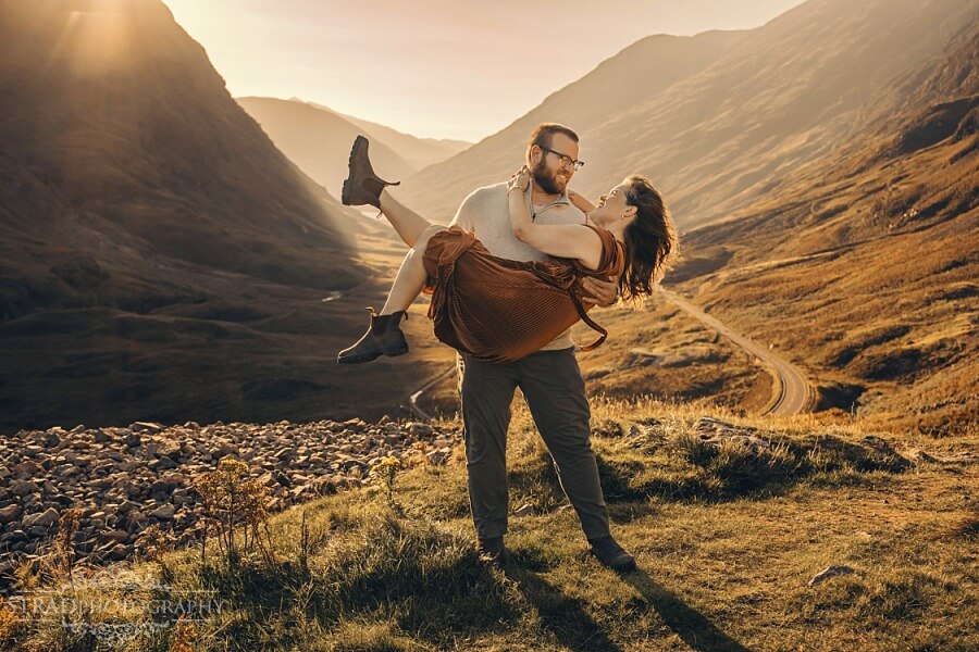 Summer Couple Photoshoot in Glencoe