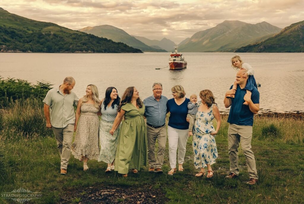 Loch Etive family photographer capturing extended family session at Port na Mine